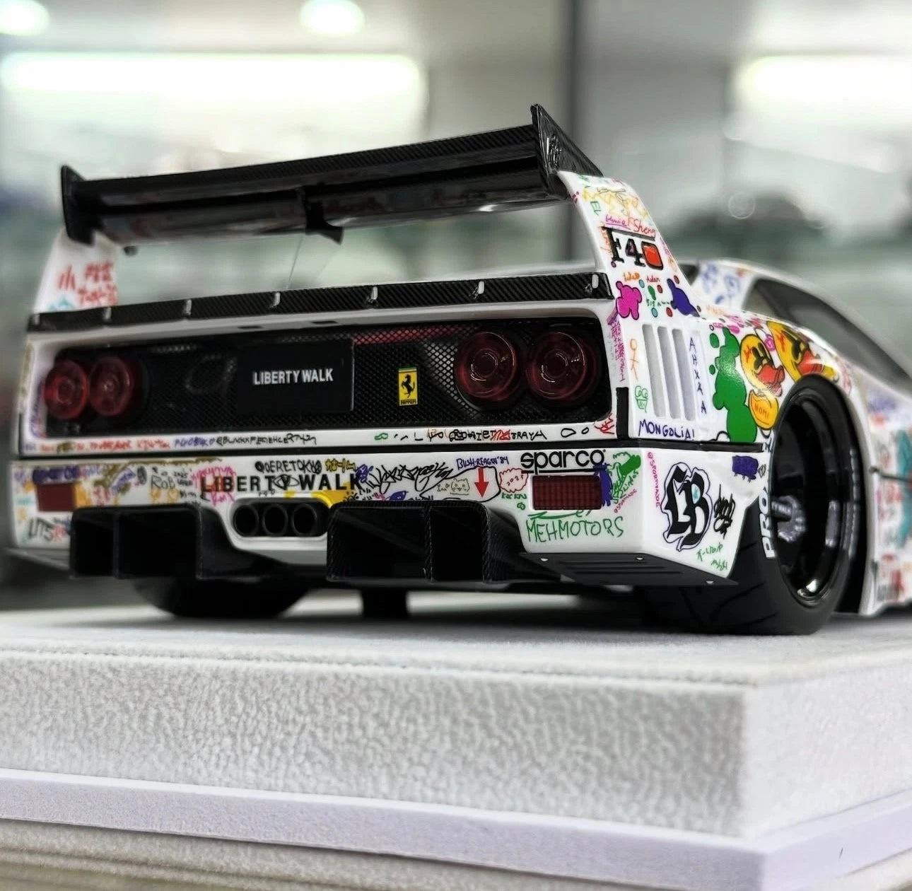 Ferrari F40 LBWK Liberty Walk LB-WORKS DPPF Champion White Rare BBA 1/18BBA 1/18