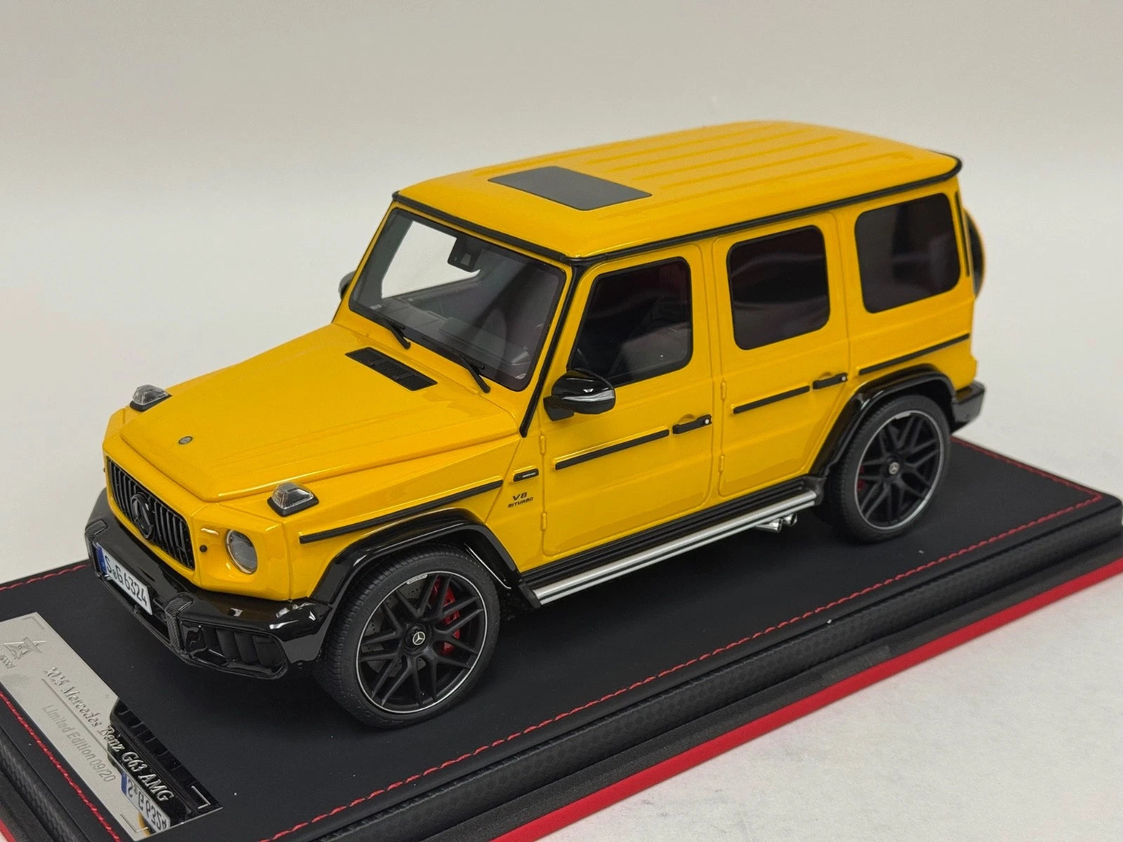 Preorder 1/18 BBA Models Mercedes Benz AMG G63 from 2025 in yellow 20 pieces