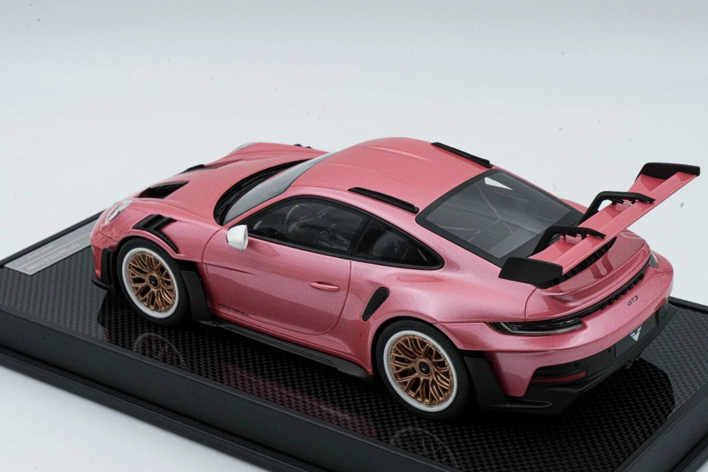 1/18 Timothy & Pierre Porsche 911 (992) GT3 RS Light Pink