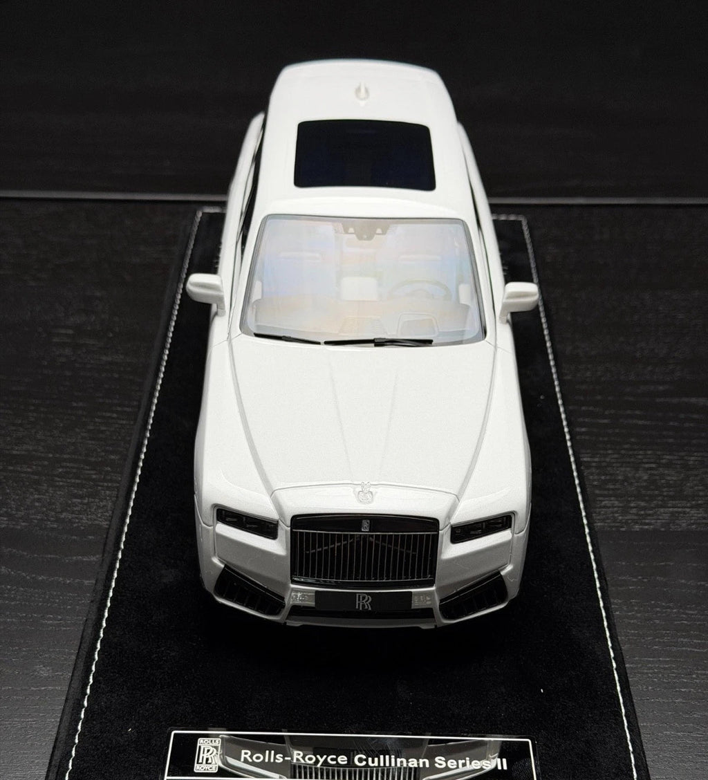 Rolls Royce Cullinan Series II (White) [H&H] 1/18 scale