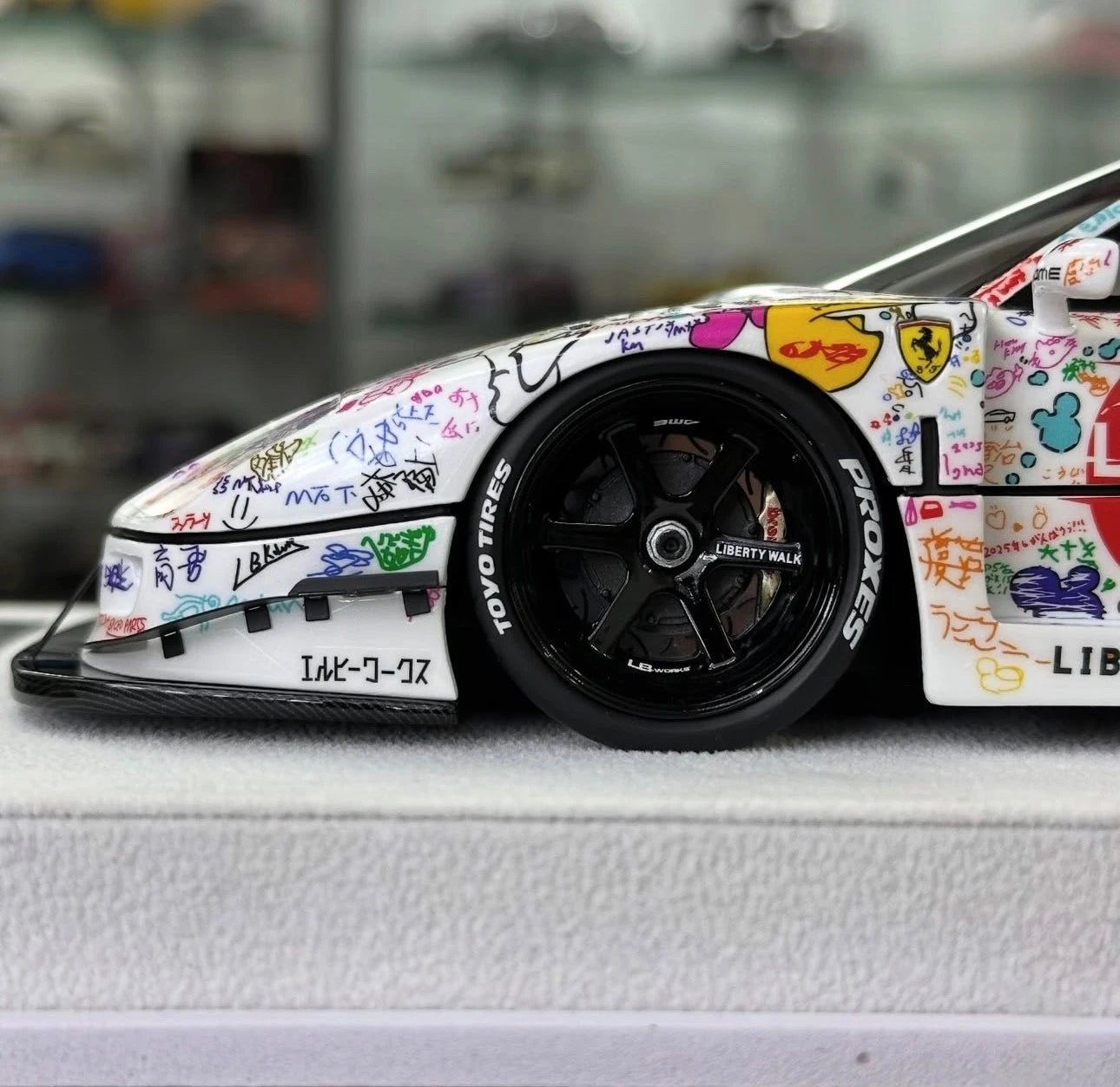 Ferrari F40 LBWK Liberty Walk LB-WORKS DPPF Champion White Rare BBA 1/18BBA 1/18