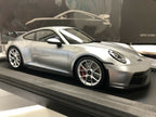 Minichamps, Porsche dealer edition, 1/18th scale, Resin model of the 911 GT3, in GT Silver. This is a limited edition and is No.522 of 911 produced.