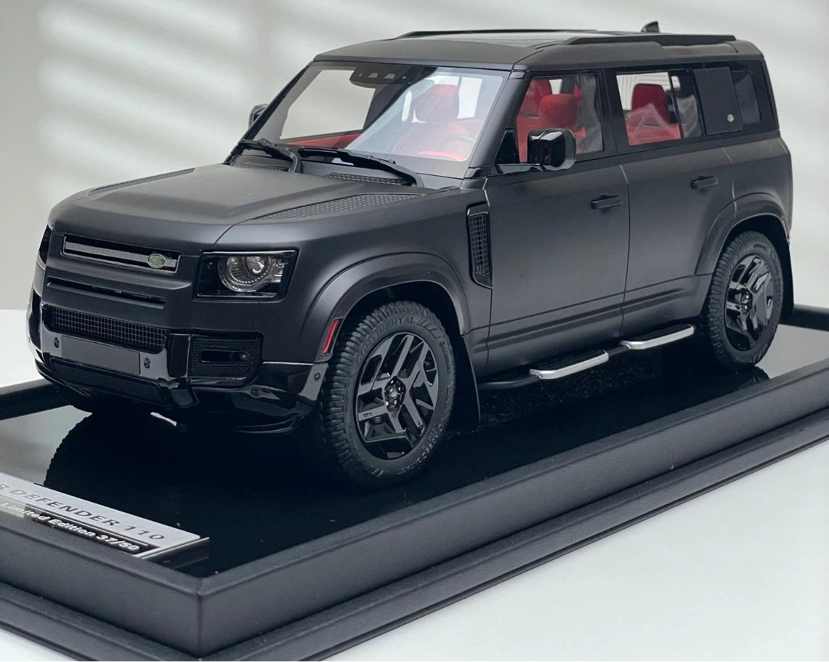 Land Rover Defender (Matte Black/ Red Interior) [OEM EXCLUSIVE] 1:18 scale Motorhelix