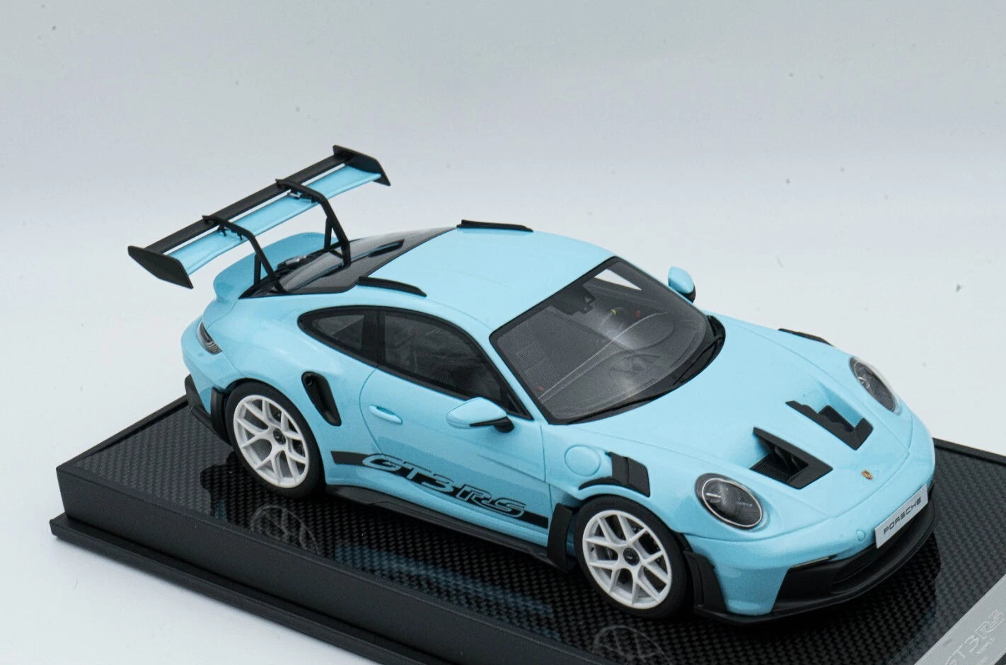 1/18 Timothy & Pierre Porsche 911 (992) GT3 RS Light Blue