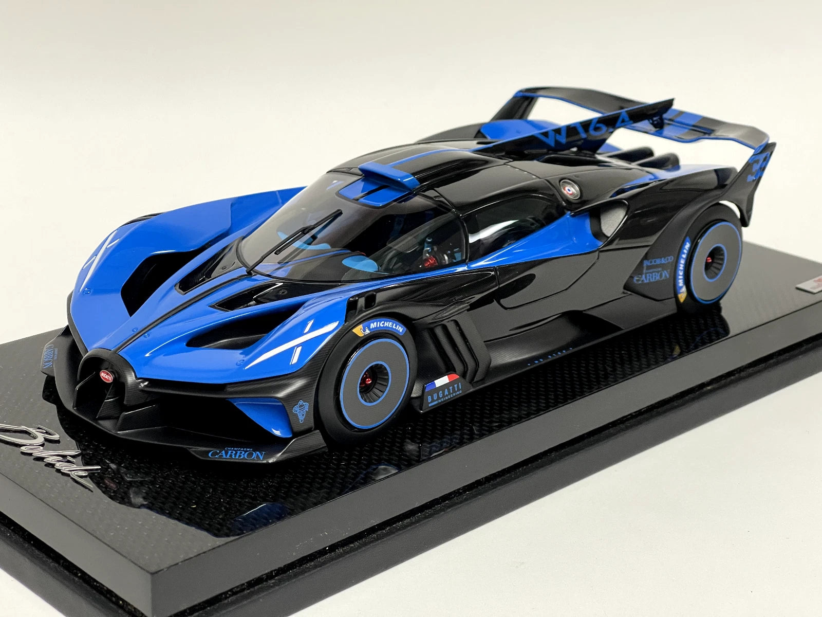 1/18 MR Collection Bugatti Bolide Launch Livery BUG014 Carbon Base IN STOCK NOW