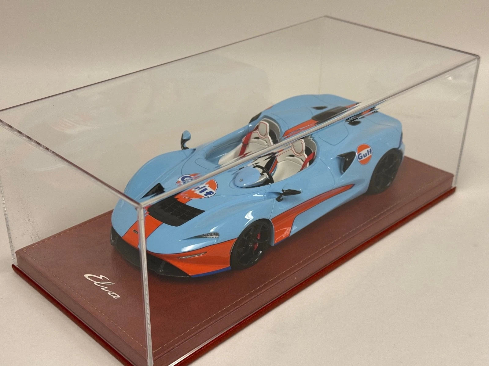 Preorder 1/18 AB Models McLaren Elva in Gulf Blue from 2019 on leather base Leather Base