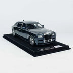 H&H 1/18 Rolls Royce Phantom Series II EWB In Blue Henson Heaven