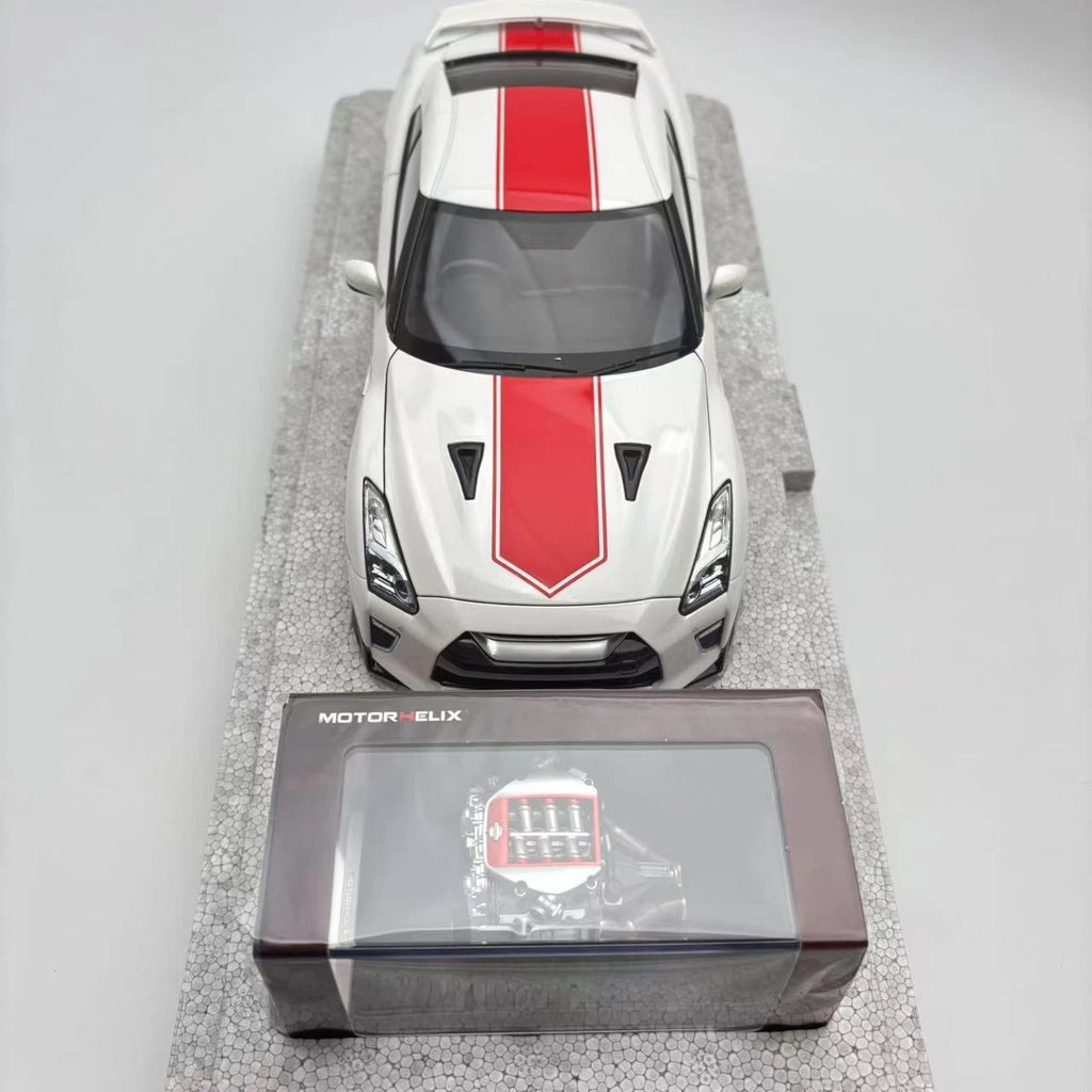 1/18 Nissan GTR R35 50th Anniversary Edition Alloy Openable Car Model MotorHelix