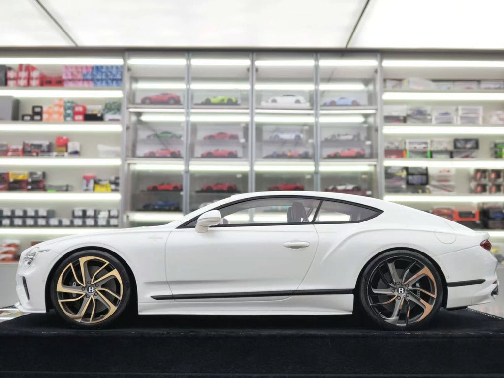Bentley Continental GTS (Chrome Silver) [Henson&Heaven] 1/18 scale