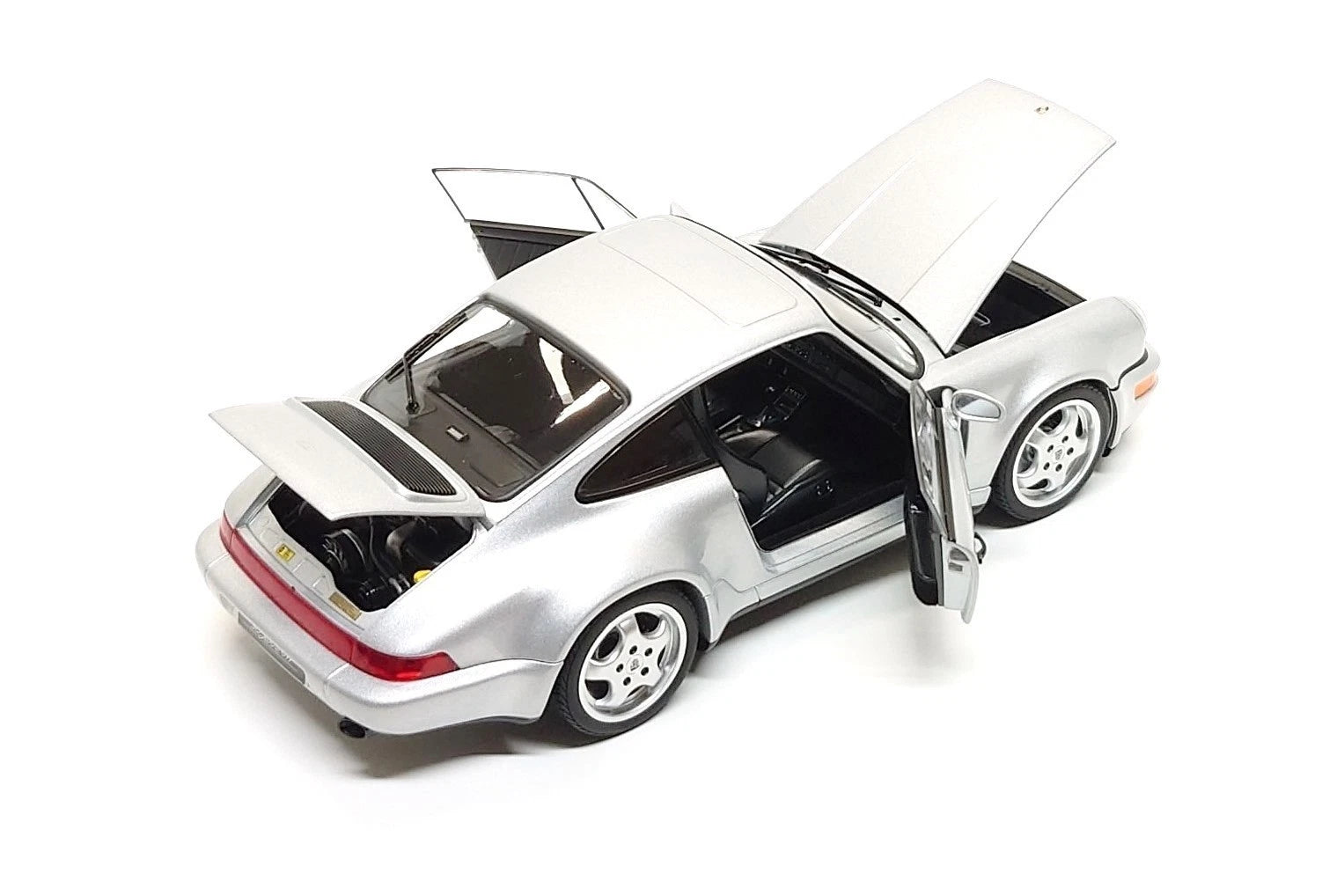 Porsche 911 Carrera 4 Coupe (964) 30 Jahre in Polar Silver Metallic