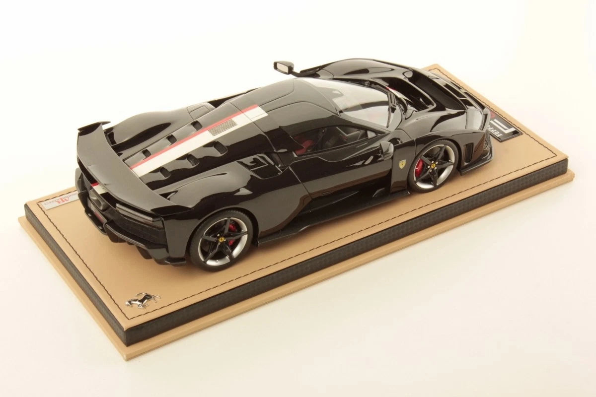 MR Collection Ferrari F80 Nero Daytona with Livery 1/18. FE045SE3