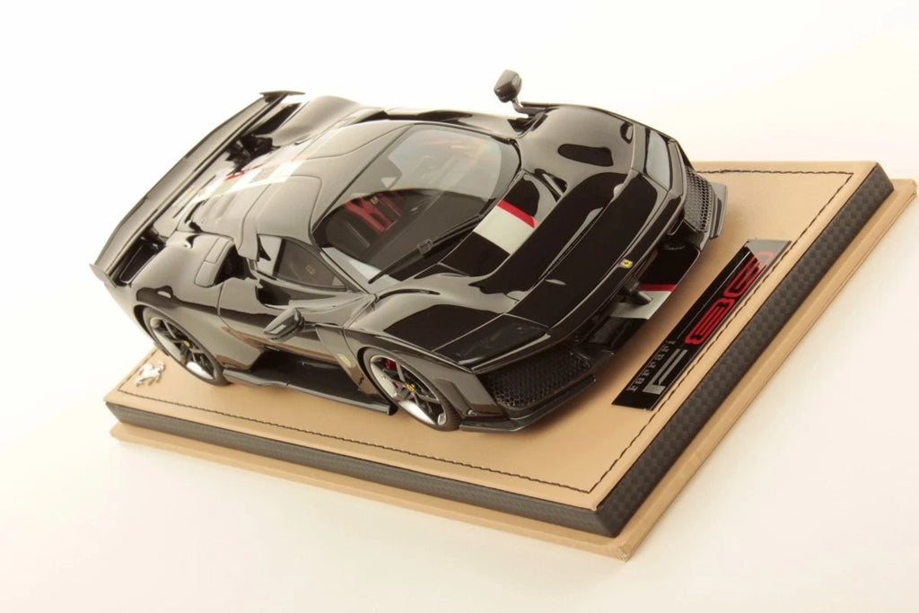 MR Collection Ferrari F80 Nero Daytona with Livery 1/18. FE045SE3