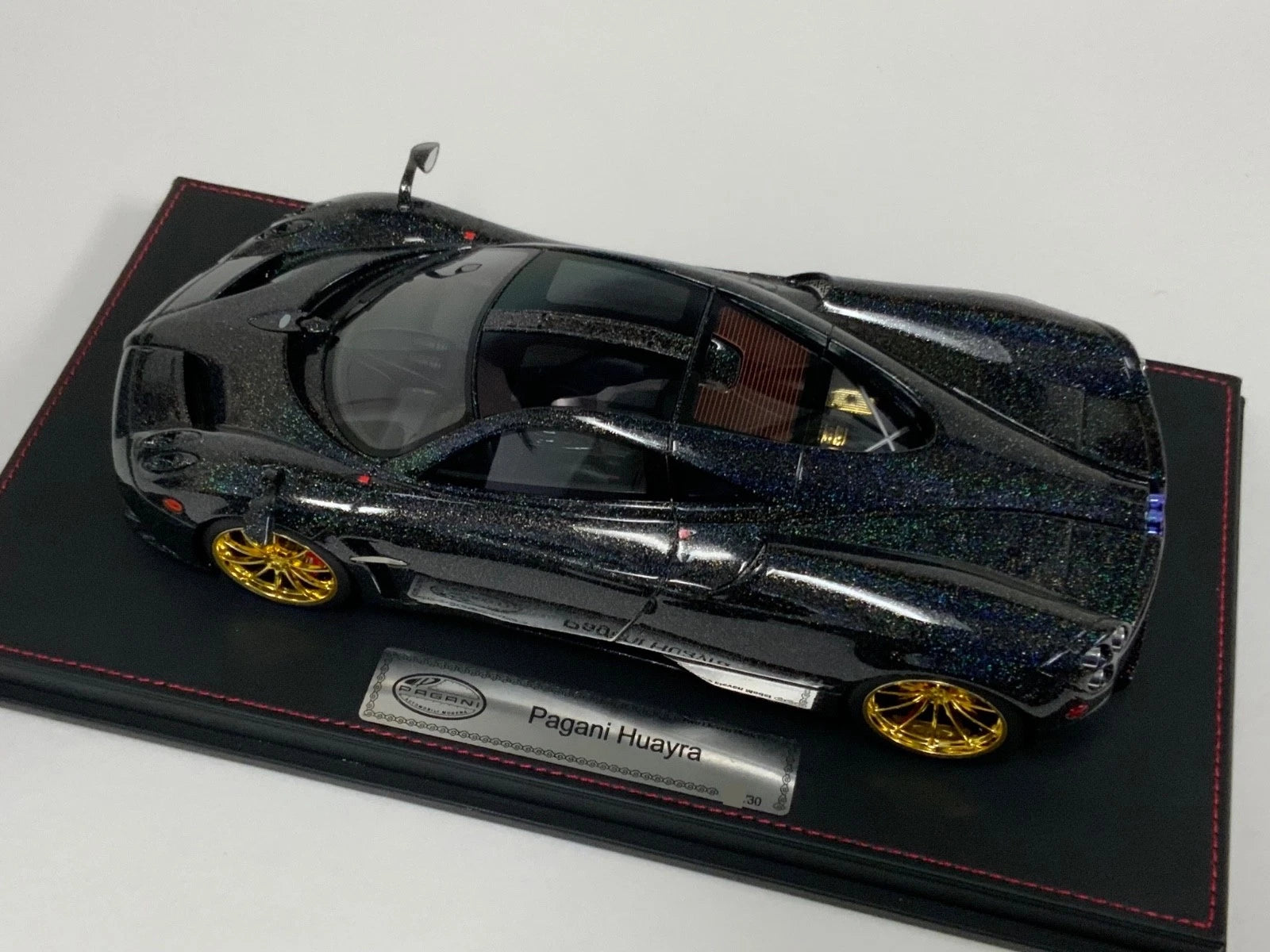 1/18 AB models Pagani Huayra in Starry Night Sky Leather Base 30 pieces