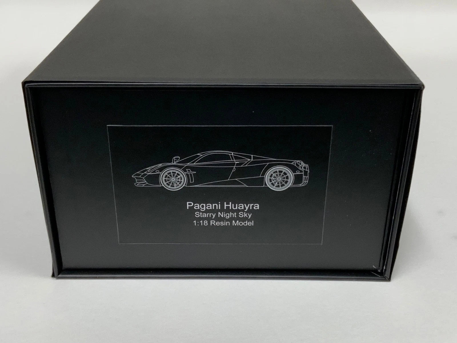1/18 AB models Pagani Huayra in Starry Night Sky Leather Base 30 pieces
