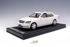 1/18 Ivy Lexus LS LS430 3rd Generation XF30 (White) Resin Car Model