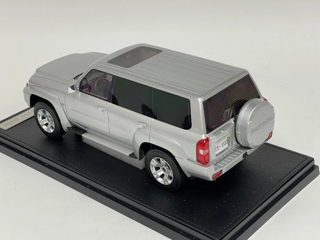 1/18 Ivy Nissan Patrol Y61 (Silver) Resin Car Model Limited 99 Pieces