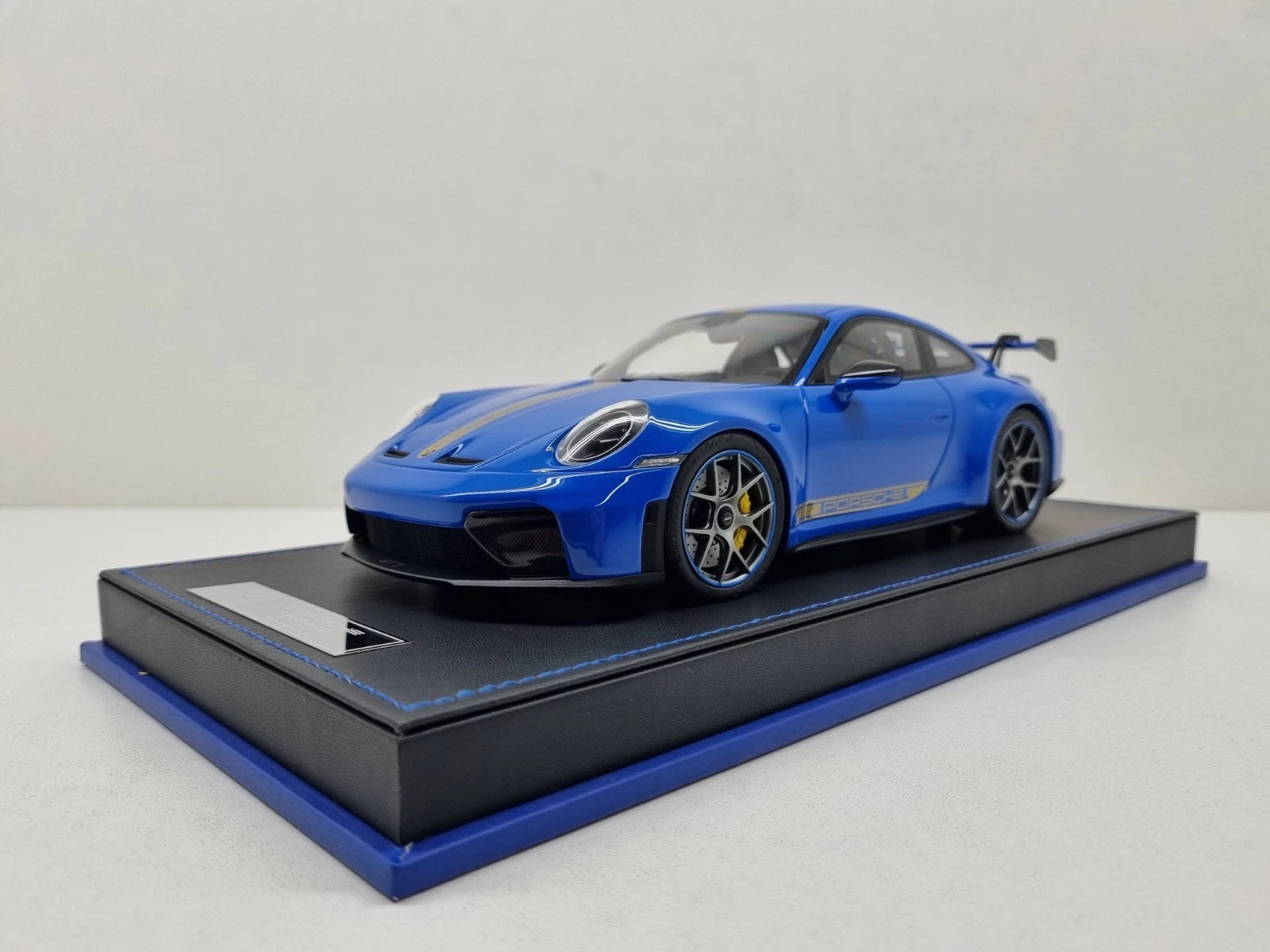 1:18 IVY MERIT PORSCHE 911 992 GT3 1/18 LIM. 1/20 No