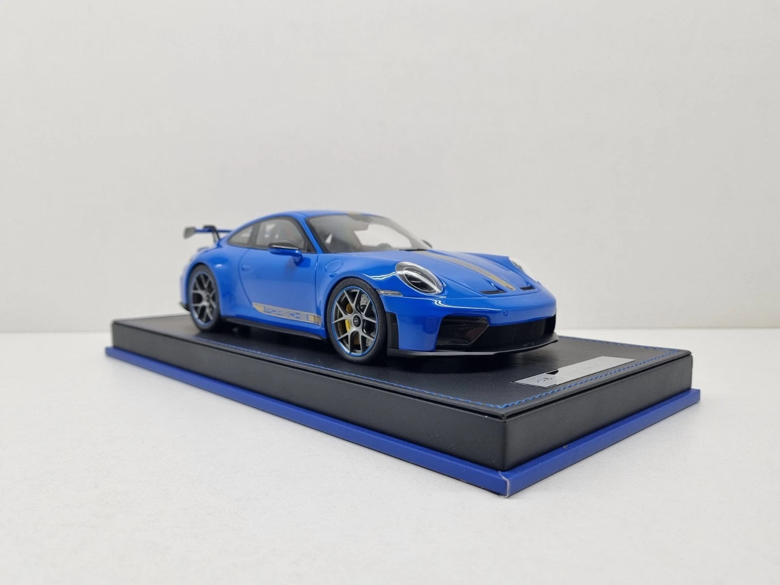 1:18 IVY MERIT PORSCHE 911 992 GT3 1/18 LIM. 1/20 No
