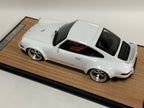 Porsche 911 Singer DLS Gloss White Wood Base 40 pcs IVY model of the  1/12 scale