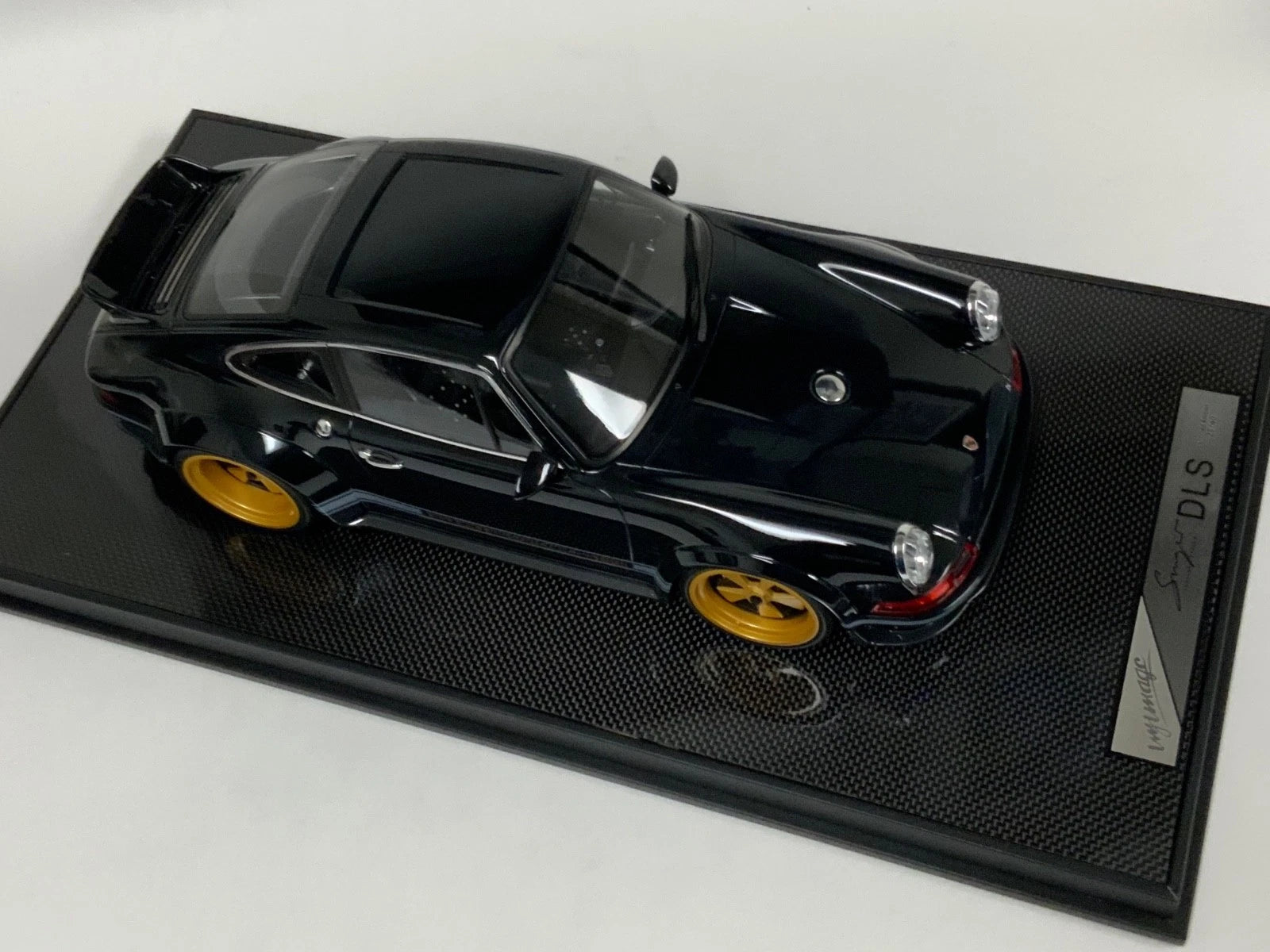 Porsche 911 Singer DLS (Black) [IVY Model] 1:12 scale