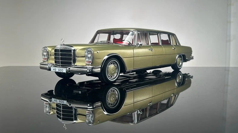 Mercedes Benz S600 Pullman Classic Vintage Car Model Gift Kengfai 1/18
