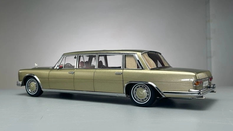 Mercedes Benz S600 Pullman Classic Vintage Car Model Gift Kengfai 1/18