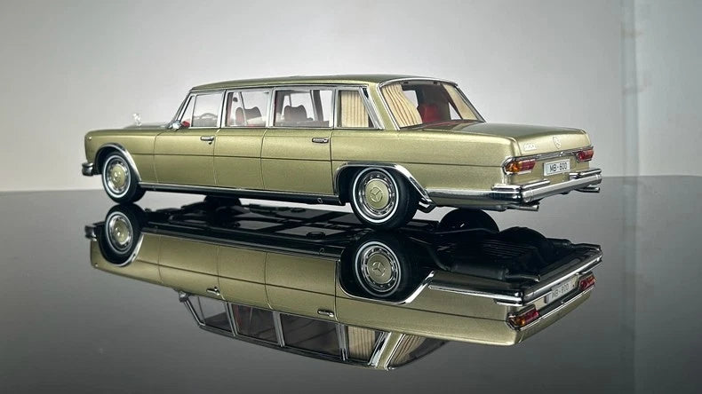 Mercedes Benz S600 Pullman Classic Vintage Car Model Gift Kengfai 1/18
