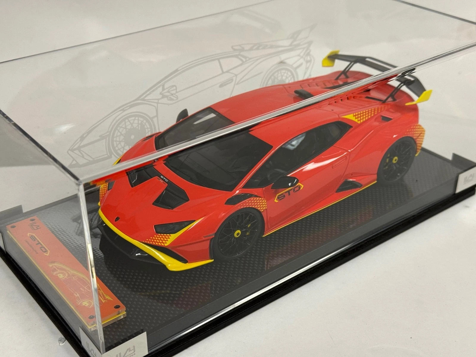 1/18 IVY Lamborghini Huracan STO Xanto Orange Carbon Base