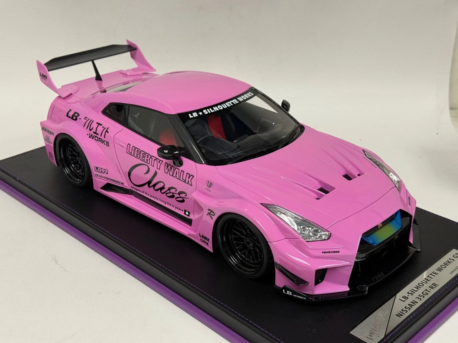 1/12 scale IVY model of the Nissan R35 GT-RR Pink Liberty walk Leather 20 pcs