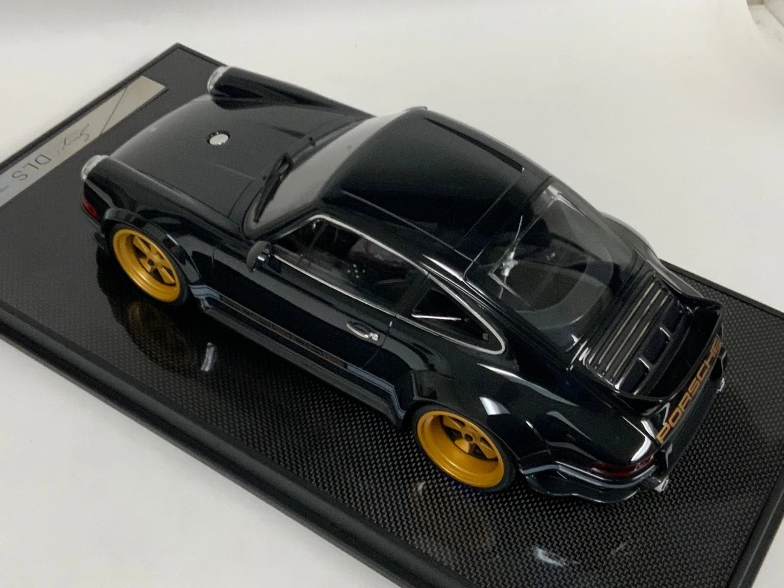 Porsche 911 Singer DLS (Black) [IVY Model] 1:12 scale