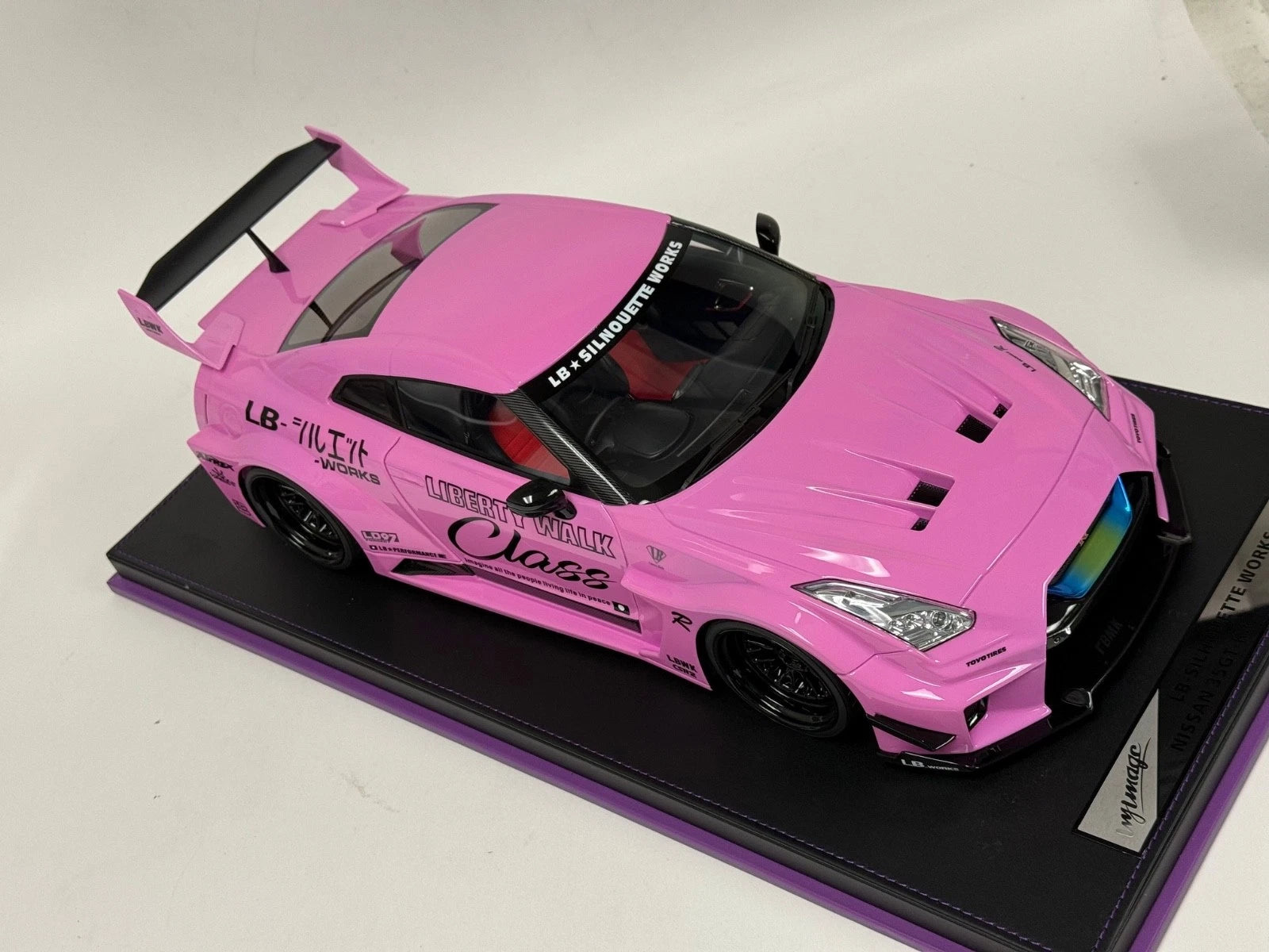 1/12 scale IVY model of the Nissan R35 GT-RR Pink Liberty walk Leather 20 pcs