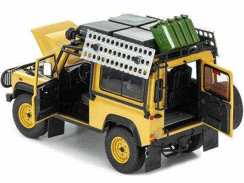 Land Rover Defender 90 Adventure with Rack & Accessories  1/18