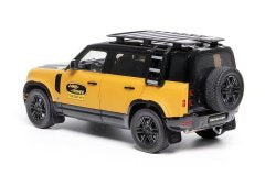 Land Rover Defender 110 (diecast) scala 1/18