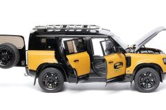 Land Rover Defender 110 (diecast) scala 1/18