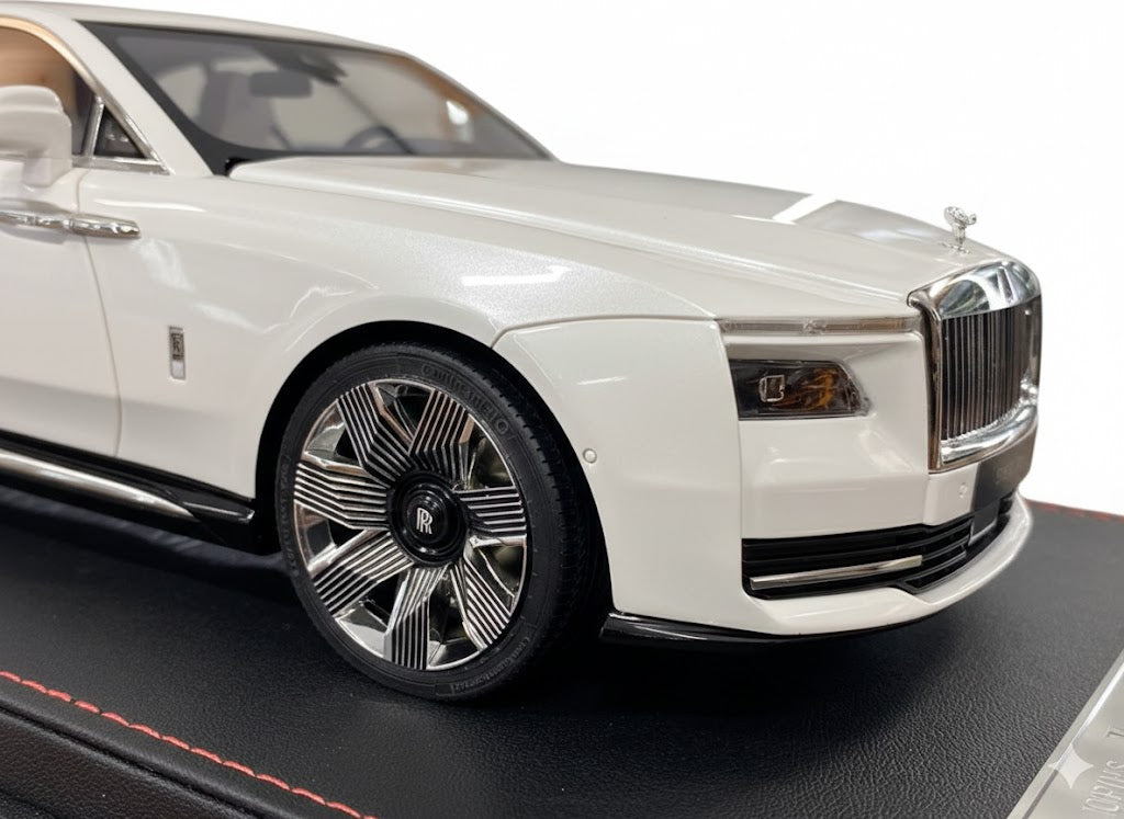 Resin – Rolls Royce Spectre (Grey) by DF Models – Limited 51 pcs