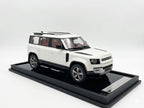 1/18 Resin MotorHelix Land Rover Defender 110 Pearl White Limited 50 pcs