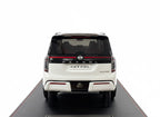 1/18 Resin Diamand Nissan Patrol Y63 Platinum – White / Black – Limited Edition - 75 pcs