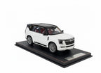 1/18 Resin Diamand Nissan Patrol Y63 Platinum – White / Black – Limited Edition - 75 pcs