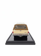 GMC Suburban 2500 (1986) – Brown/Beige – Old School Models – Limited 100 pcs 1/18