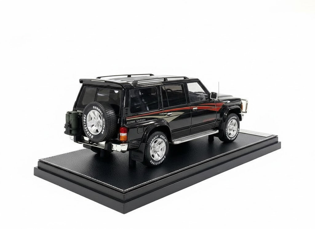 1/18 Diecast Nissan Patrol Super Safari Y60 Black IVY Models Scale Model Car