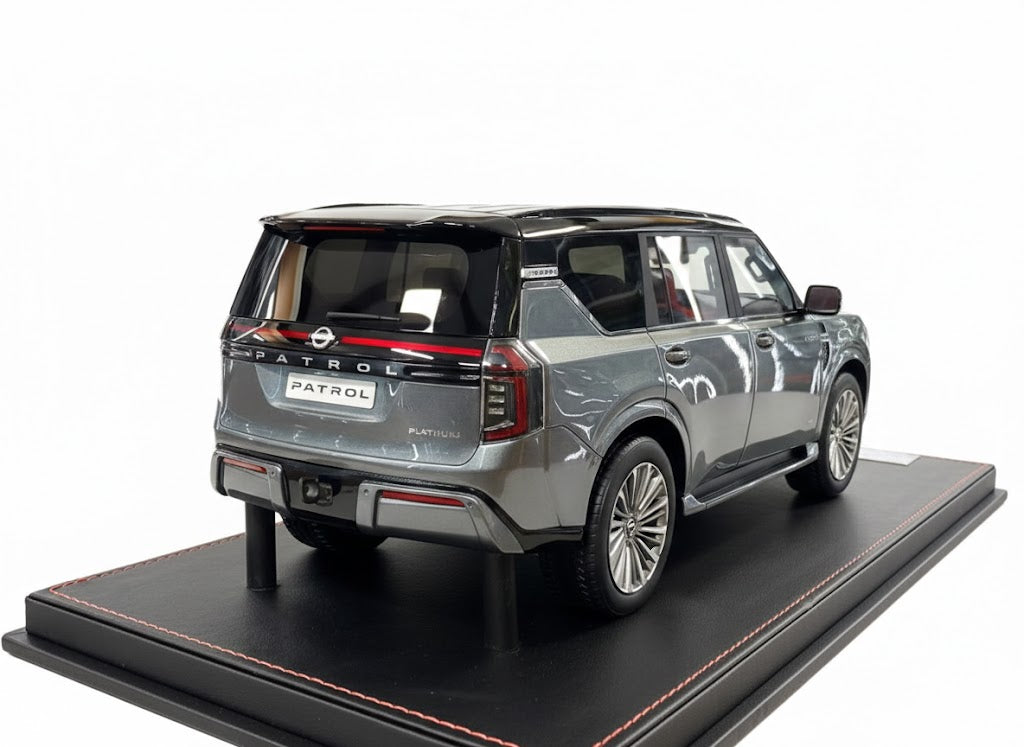 1/18  Nissan Patrol Y63 Platinum – Grey/Black – Limited Edition (50 pcs) SKU:FCDT4707