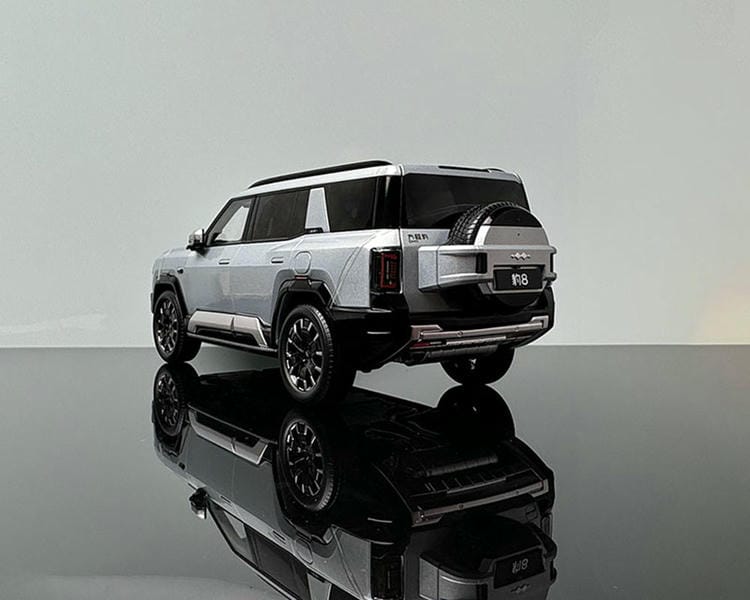BYD Formula Leopard 8 car model BYD Leopard 8 SUV 1/18 off-road vehicle alloy car model collection Original